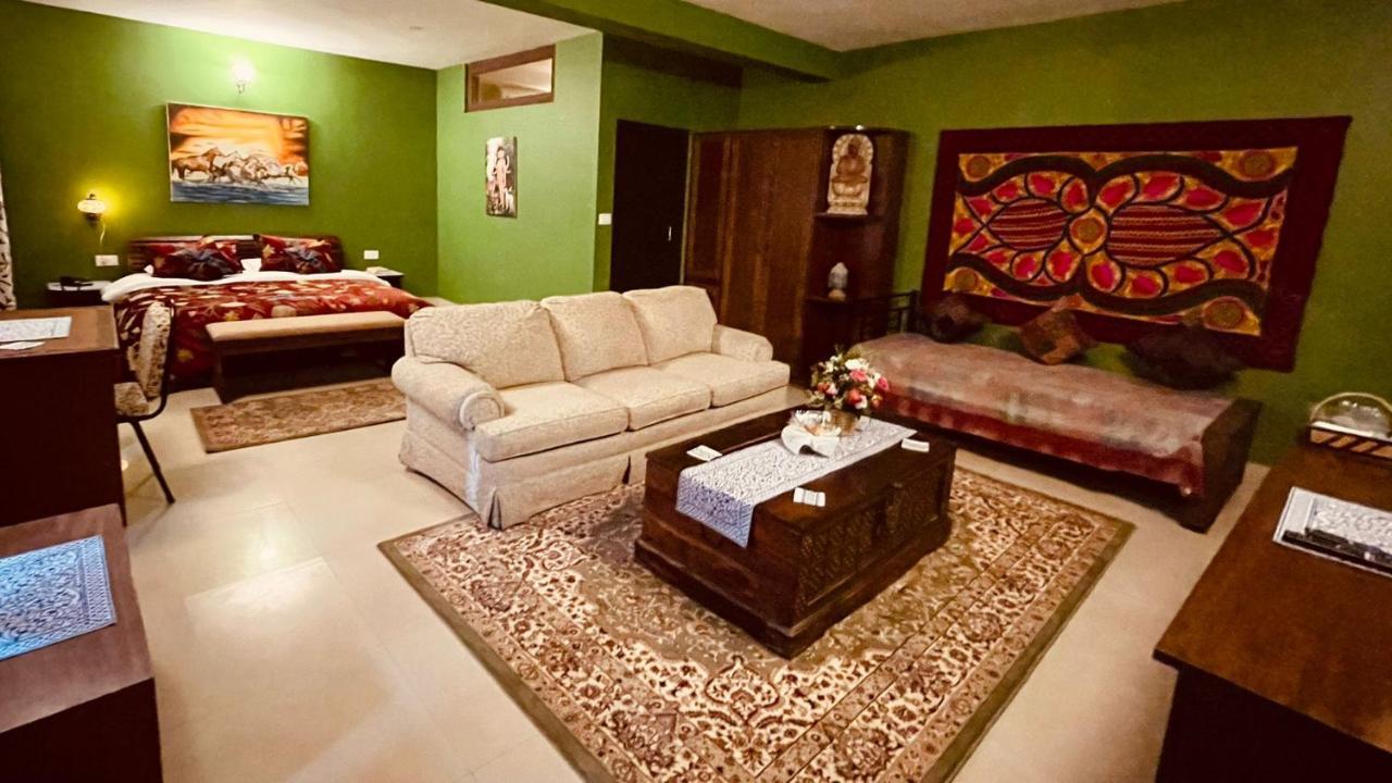 Habba Kadal Kashmiri Heritage Hotel & Hub Coonoor Exterior photo